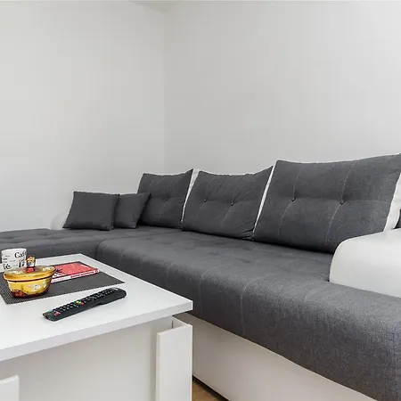 Apartment Franka