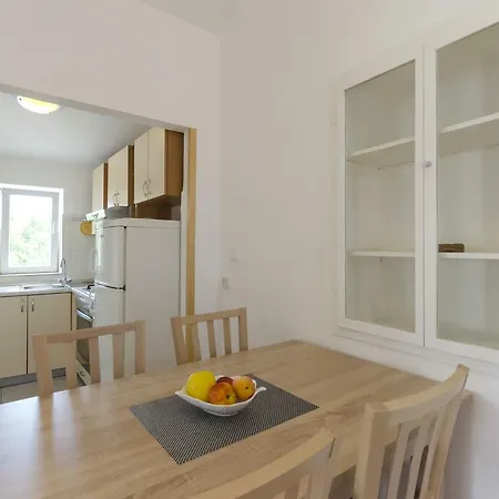 Apartment Franka *